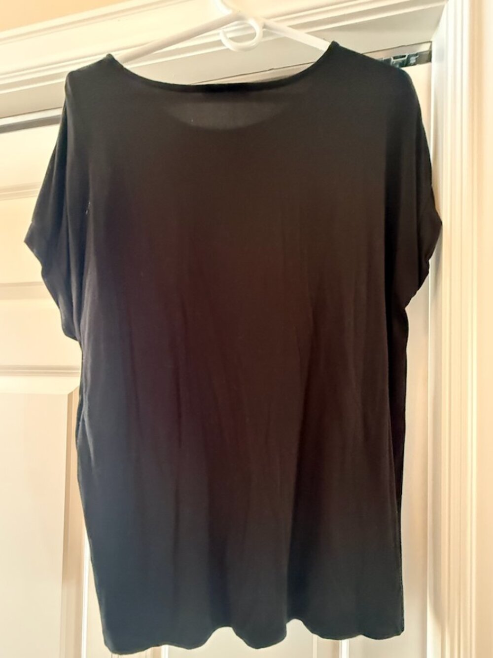 Green Envelope Black Dolman Sleeve Top Size Large Soft Stretch Tee - Picture 4 of 5